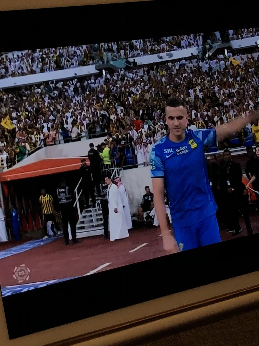 Hebah__q's tweet photo. العميد بطل الدوري 💛💛 https://t.co/4VANBacF5j