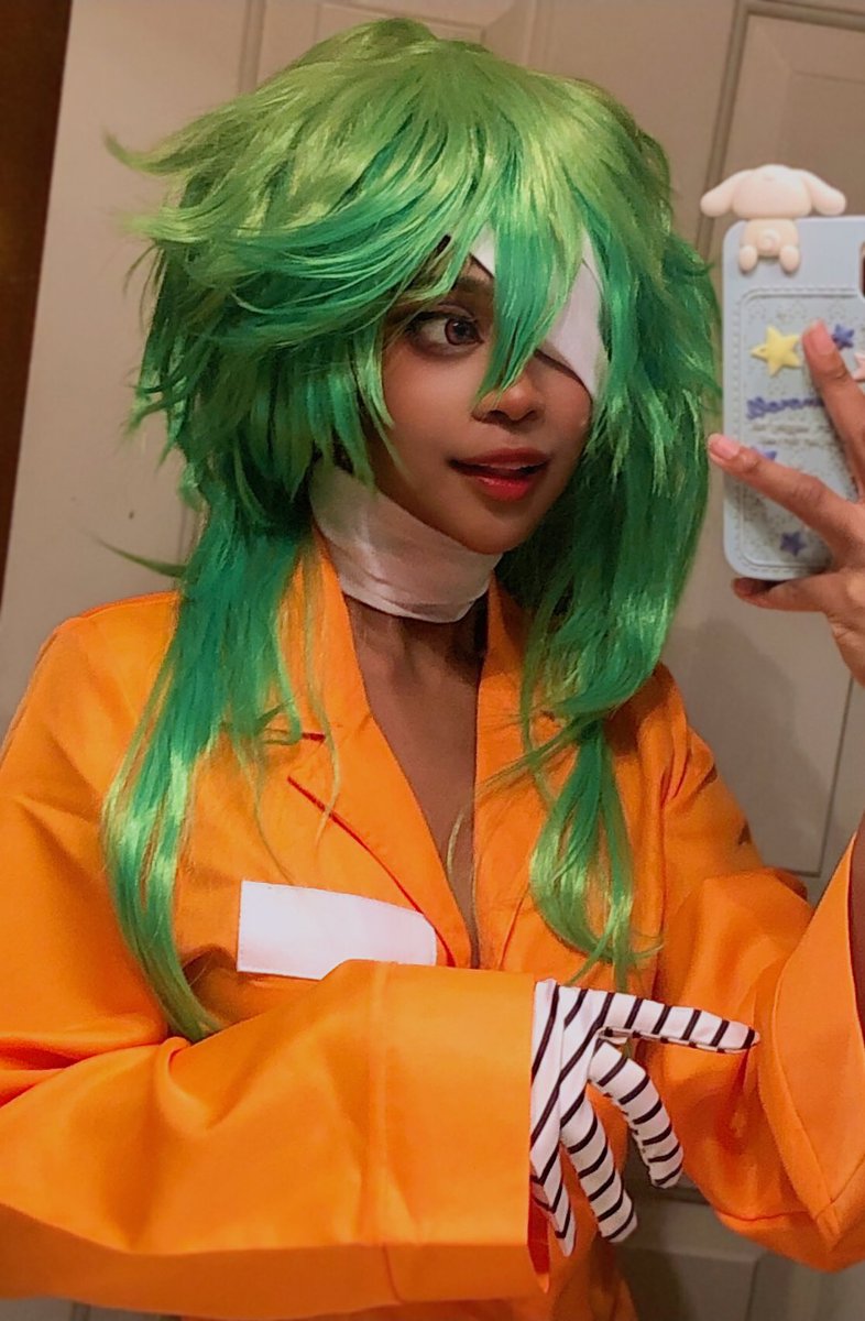jaenakos's tweet photo. cosplay vs character where are the nanbaka fans at 🤭 https://t.co/vnSjdFzPY3