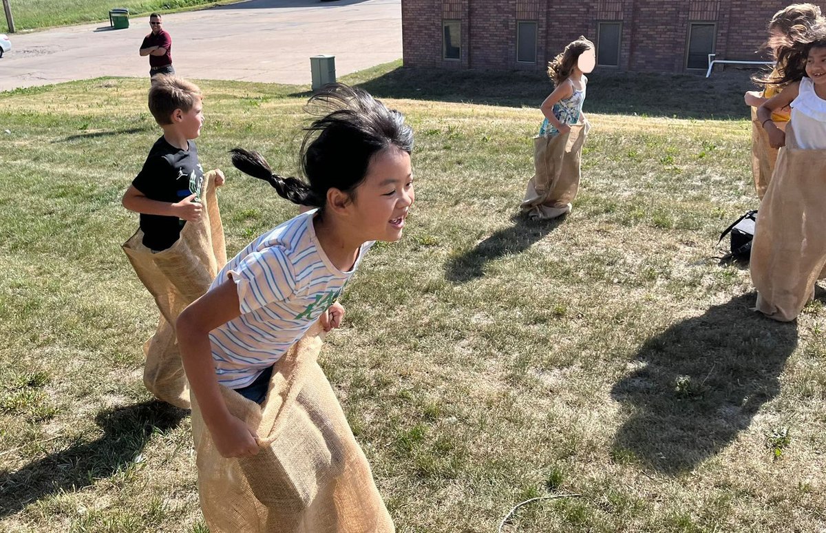 AsianCenterLinc's tweet photo. Camp Culture Day 2: The fun continues!

The kids learned about Colombia and competed in a sack race. They also learned about Ukraine, painted wood slices with traditional symbols, and played a game of silent tag with an embroidered blindfold. Who knew tag could be silent?! 😉 https://t.co/Qf3Agp3uLp
