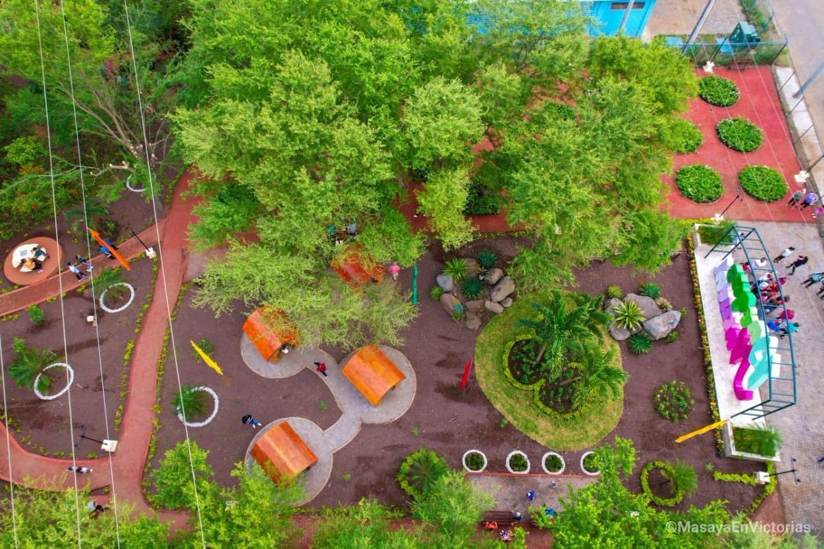 #ConozcamosNicaragua
“PARQUE NATURAL EN MASAYA”

Está ubicado en la villa 10 de Mayo, de los semáforos de la INCA 100mts al norte.