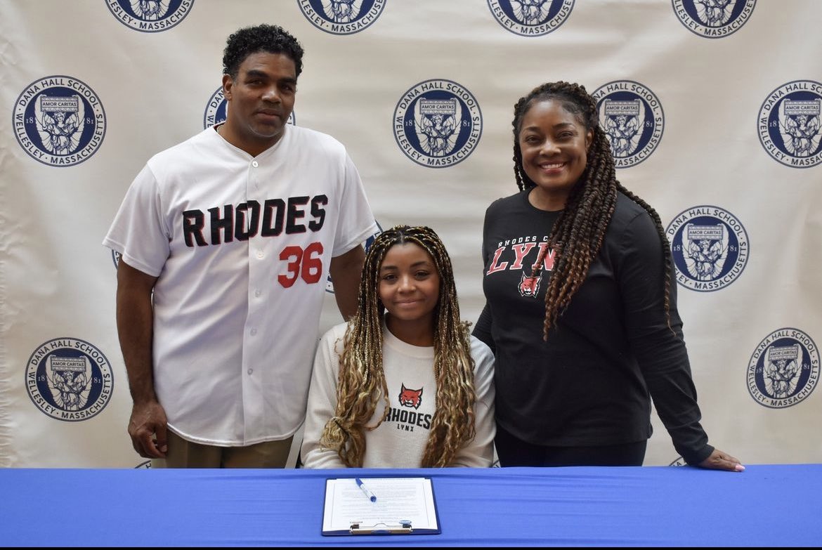 RhodesFH's tweet photo. 🚨 New Lynx Alert🚨 
We are thrilled to roll out our next addition to our roster, Layla Anderson!! She hails from New England and her speed, eliminations, and defensive presence will be a great addition to our program. We are so lucky to have you as a Lynx. ❤️🐾 #RollLynx #AllIn https://t.co/R81yKS1VzB