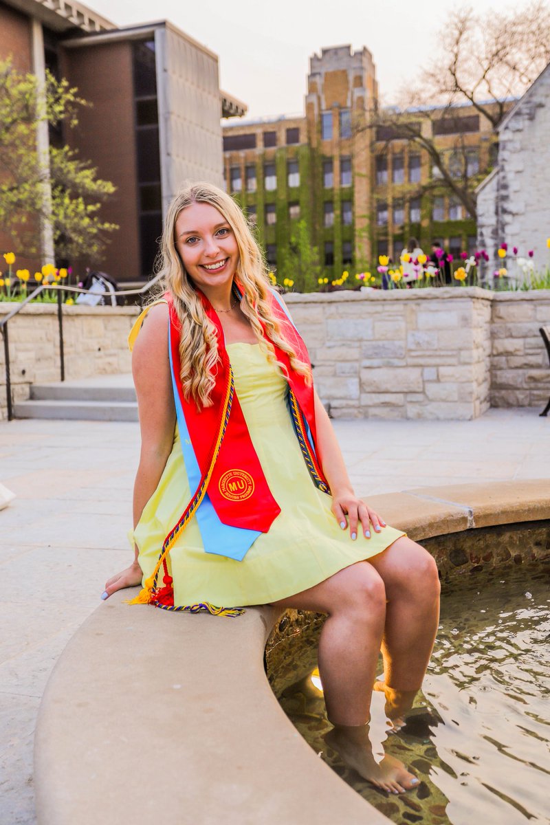 DhruvaaShroff's tweet photo. Tapping into the Magic

P.S. Congrats, Emily!!

#graduation #portrait #senior #seniorpictures #graduationpictures #graduation #portraitphotography #photography #photoshoot #photos https://t.co/mkzU7su4ts