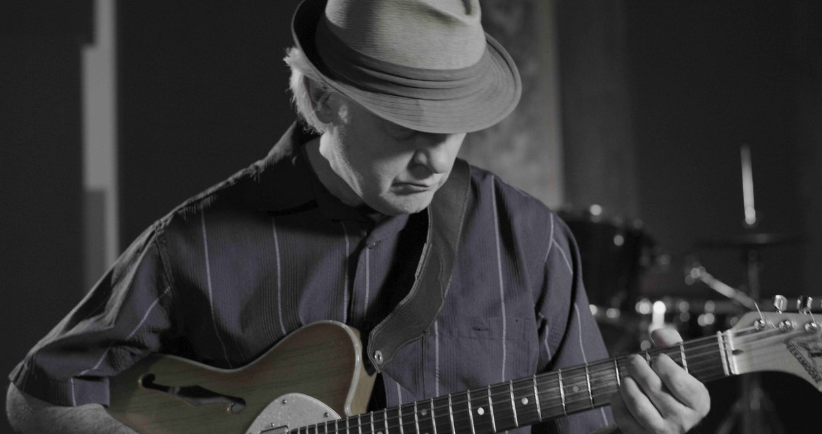 Thu 6/1 6-9pm Hudson Social Dobbs Ferry, NY

Fri 6/2 8pm The Strand Theater “Reelin’ In The Years”
Hudson Falls, NY,

Sat 6/3 12 8pm Moons Coffeehouse
Falls Village, CT

Sun 6/4 Greenwich Village Folk Festival 7:05pm LIVE STREAM
greenwichvillagefolkfestival.org