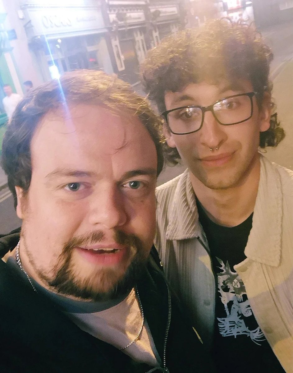 fionncroke's tweet image. Didn't know @RickGlassman was in Ireland. Nice guy.

#tyso #tysopod #tysopodcast #takeyourshoesoff #takeyourshoesoffpodcast #rickglassman