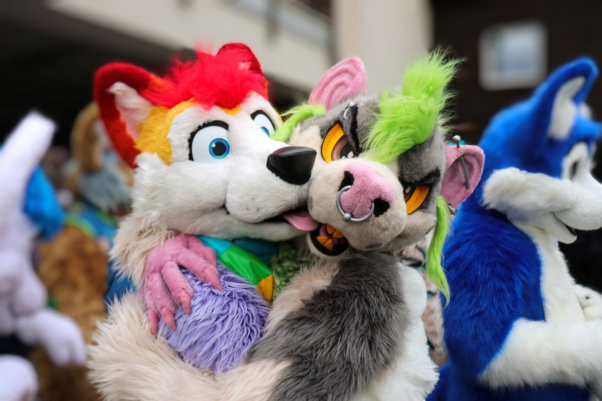 Pride month is not over just yet. There's still lotsa love to give - this is how it's done 👅❤️🐀
w/<a href="/Meoxie/">Max / Meoxie</a>