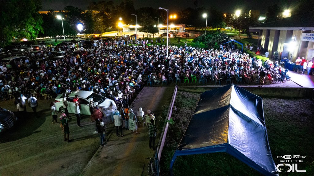 SamKorankye's tweet photo. Encounter with the Oil, the second night of my crusade with the University of Cape Coast, was replete with #power, #presence, the breaking of yokes, and the rising of the new David and Gideon generation to defy the odds.

#AGatUCC #encounterucc #rosagh #PPCC #prophetic #praise #prayer #power #Jesus #RoyalhouseChapel
