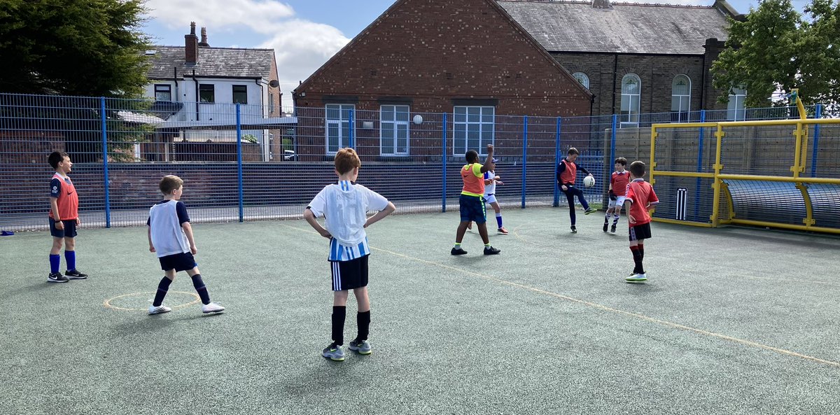 TheFDP2005's tweet photo. Excellent first two days at @eccleston_ce for our May Half Term Football Course. Another two days to go ⚽️⚽️⚽️ https://t.co/A7CPk4bUld
