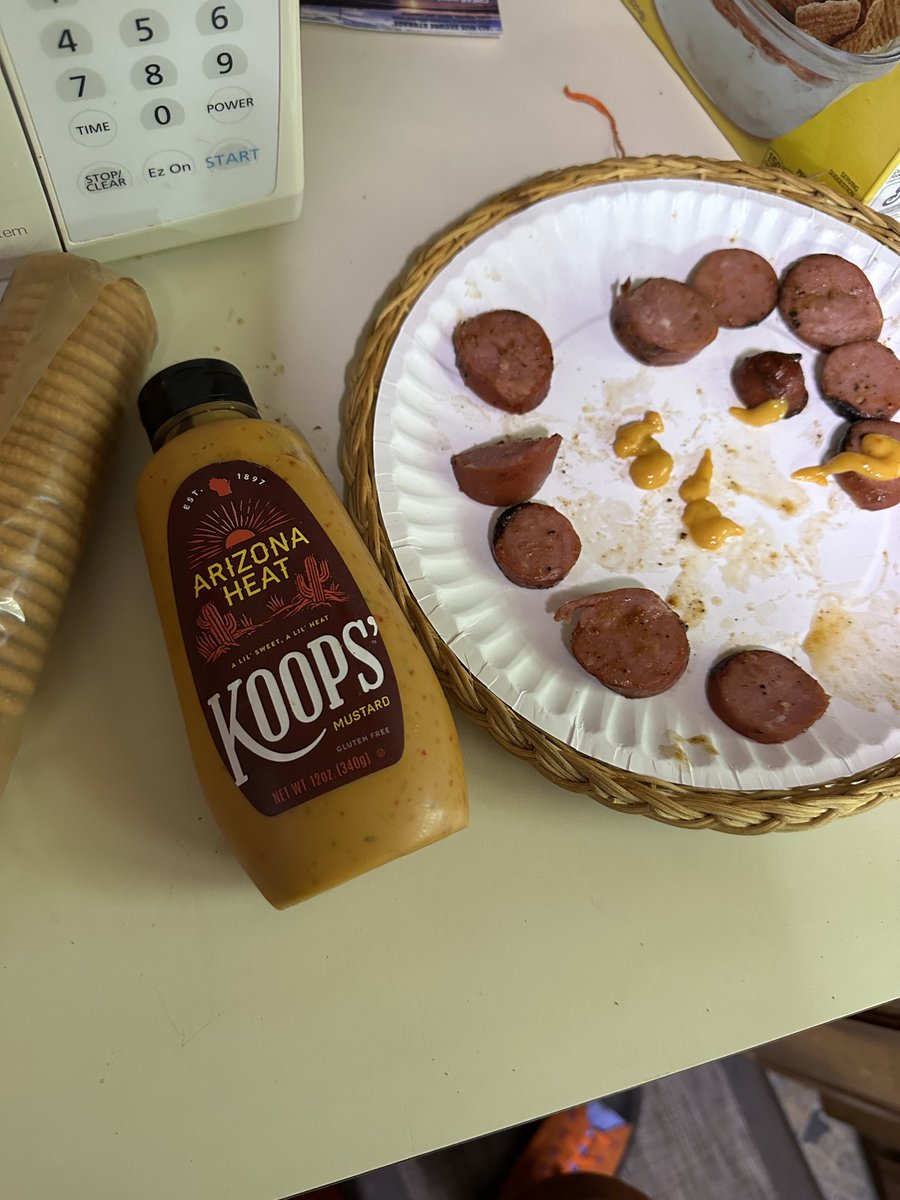 WienerRancher's tweet image. This! Next stop baby back binder. #koops