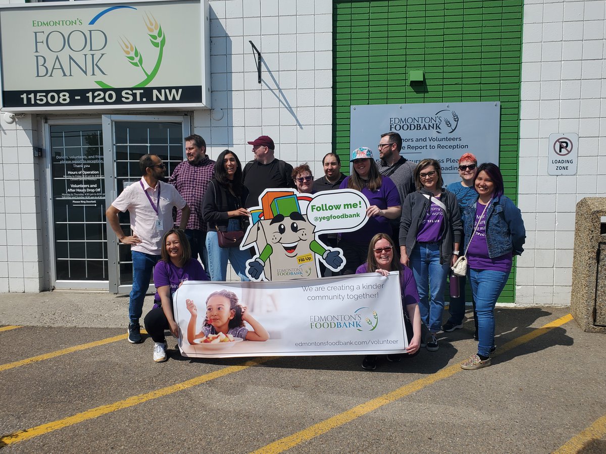 yegfoodbank's tweet image. We've had many volunteers in recently from @TELUS  Days of Giving 2023, their signature volunteer movement where they give their time, dollars and skills. Thank you friends! #yeg #edmonton #GiveWhereWeLive