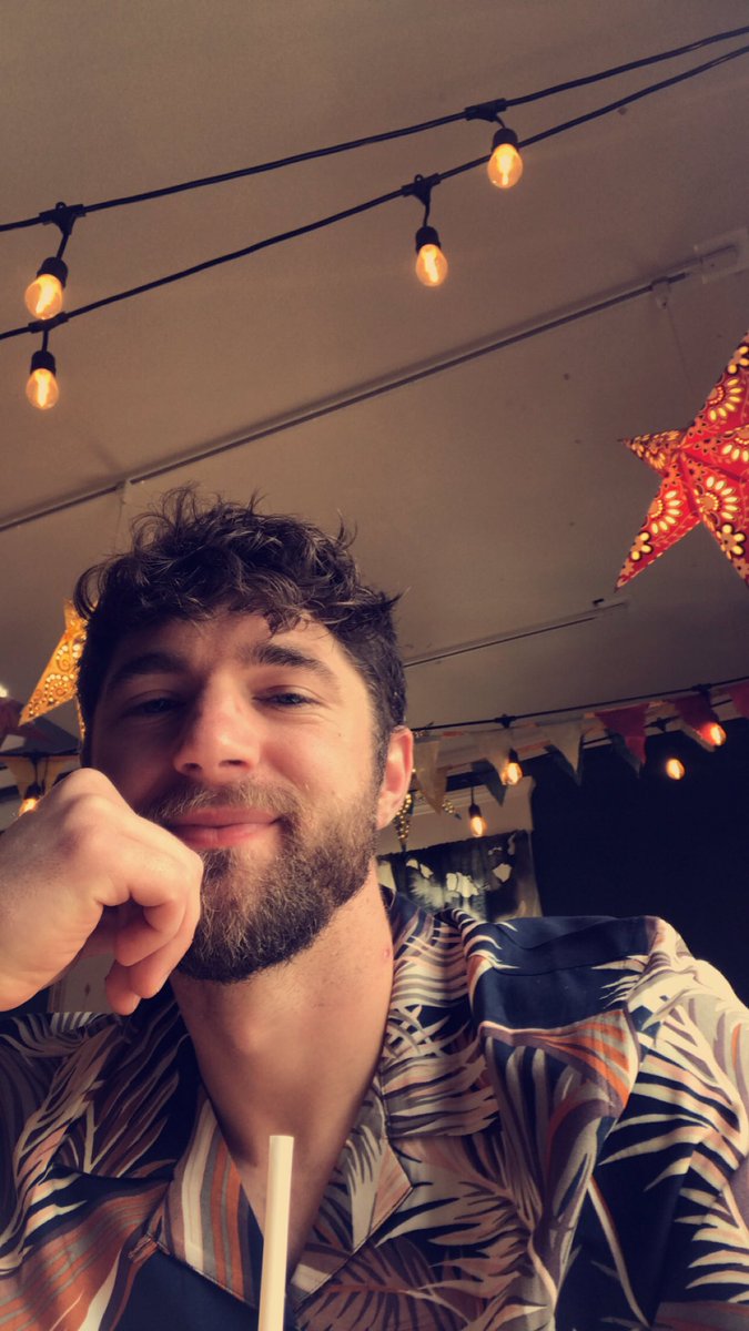 PigeonToesz's tweet photo. We out here 🤟 https://t.co/TJ9x4a18pv