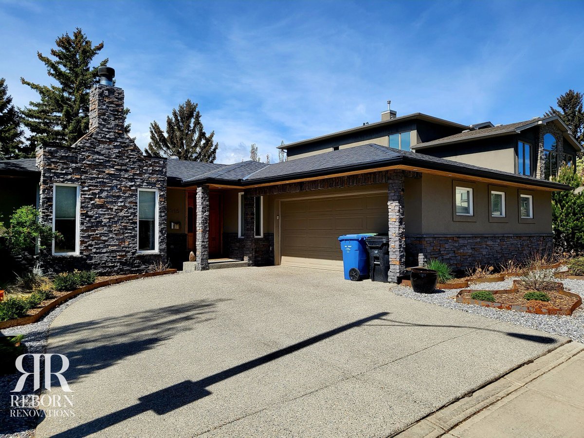 RenosReborn's tweet photo. BRIAR HILL // Look at this incredible exterior transformation we completed in central Calgary's neighbourhood of Briar Hill
https://t.co/eG91X7UKSO
#remodel #outdoors #exterior #renovation #renovationproject #exteriorrenovation #deck #outdoorlivingspace #yyc #calgary https://t.co/ShHHxuH5Ce