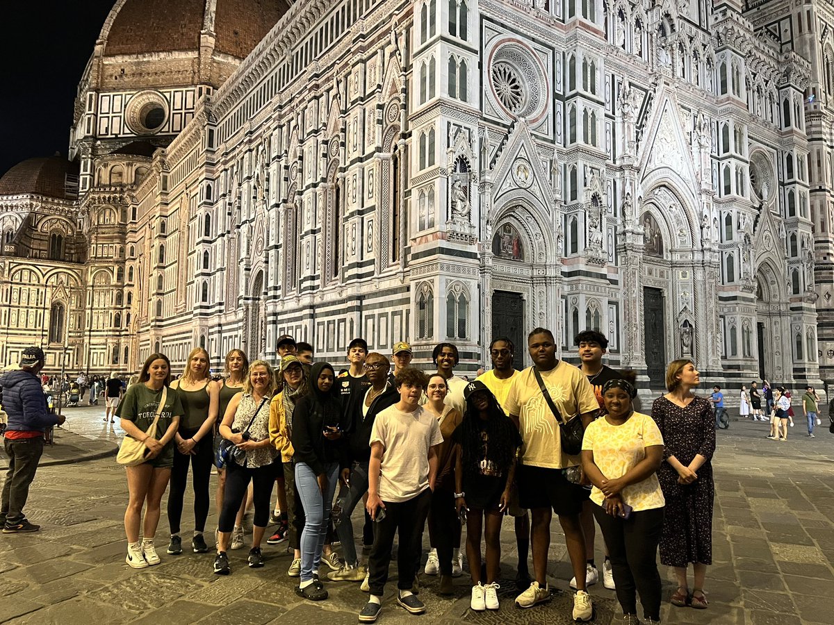 MsClarkrich227's tweet photo. We are on the move! France was amazing- we stopped at several places along the coast. Now, we will conquer Italy- Florence and Rome- here we come! #RichInStudentSuccess https://t.co/h1ZPNoZZ3b