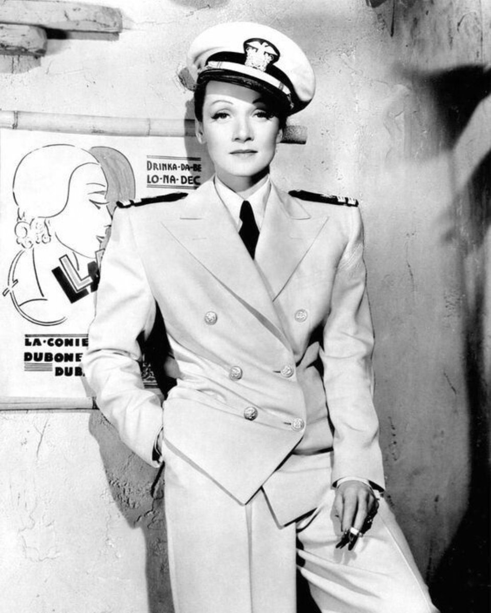 Marlene Dietrich in 'Seven Sinners' (1940). 📺🎥

#MarleneDietrich #GoldenAgeHollywood #OldHollywood #ClassicHollywood #HollywoodGoldenAge #VintageHollywood #HollywoodIcon #HollywoodLegends #HollywoodCinema #CinemaHistory #ClassicCinema #VintageCinema #HollywoodClassics