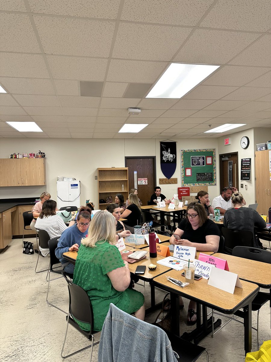 6-12 ELAR Curriculum writers unpacking the standards to determine priorities for writing instruction, revision, and editing. Thankful for these campus teacher leaders  and their dedication to this work. @FISD_elar @FISD_TnL