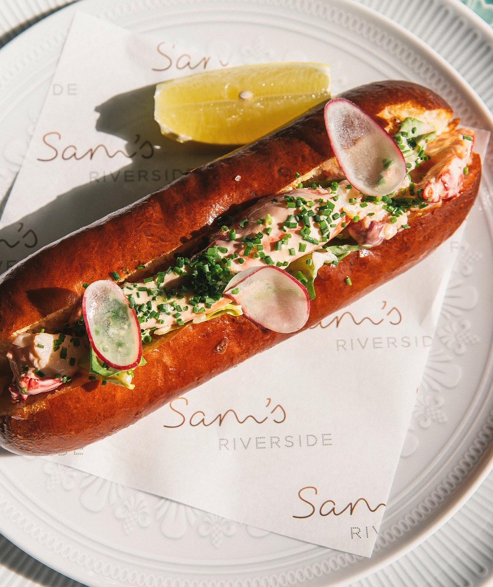 printedfoodwrap's tweet image. Level up your food presentation when you serve your products alongside your brand! 
Branded packaging not only encourages customers to value your products higher, it also helps with brand awareness! 🎉⭐

#foodwraps #foodbranding