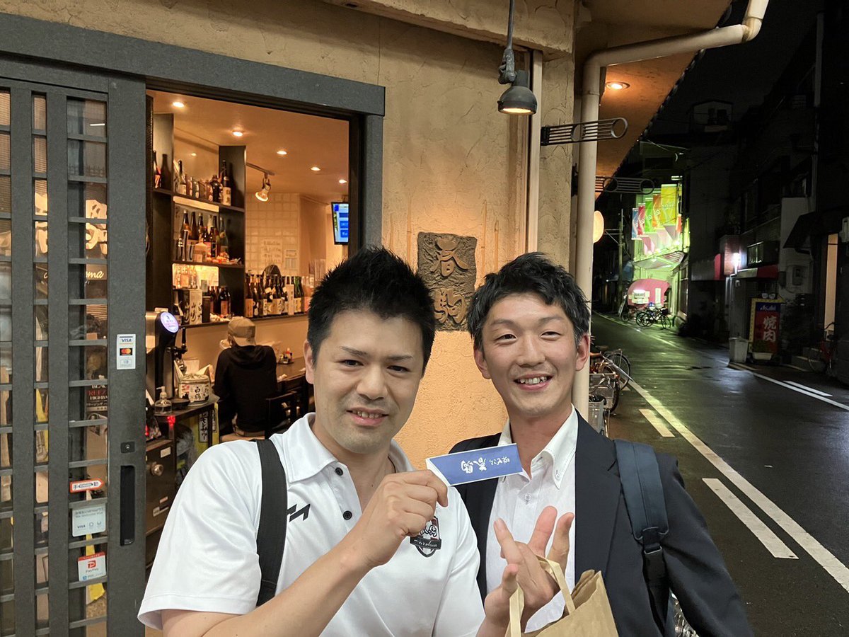 Shevachinko's tweet photo. 春駒歴代最強FPと🍺
おかえり❗️ https://t.co/ZlEjjfDtTg