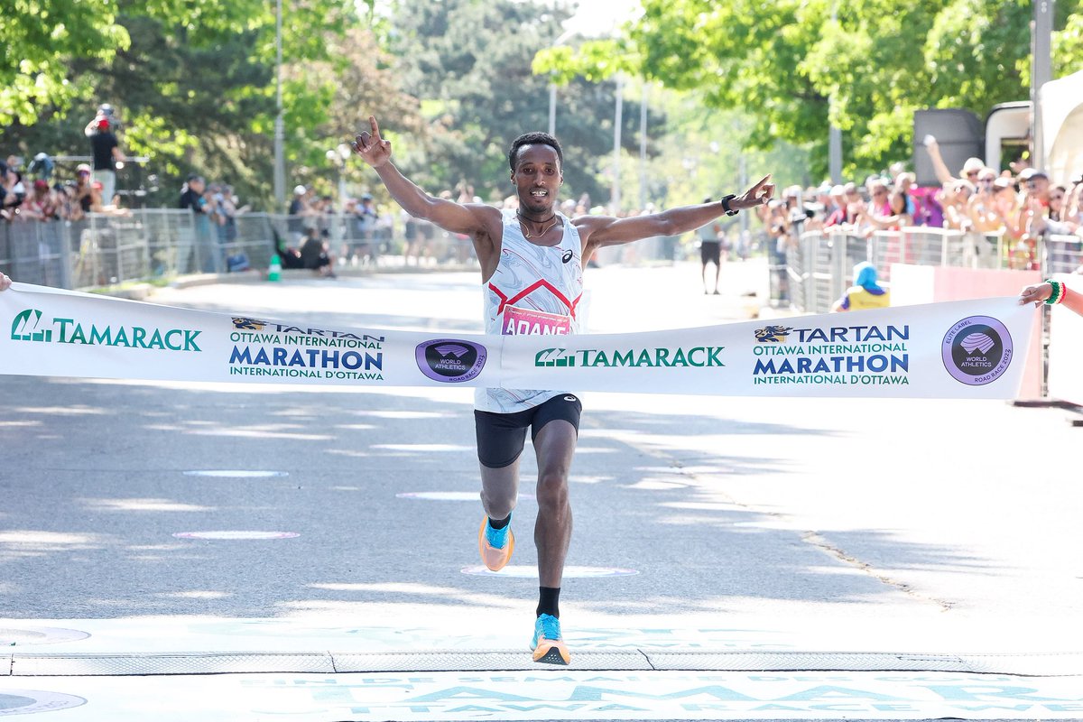YihunilignAdane's tweet photo. Winner @OttawaRaceWknd. So happy! https://t.co/bZQmfg9x0s