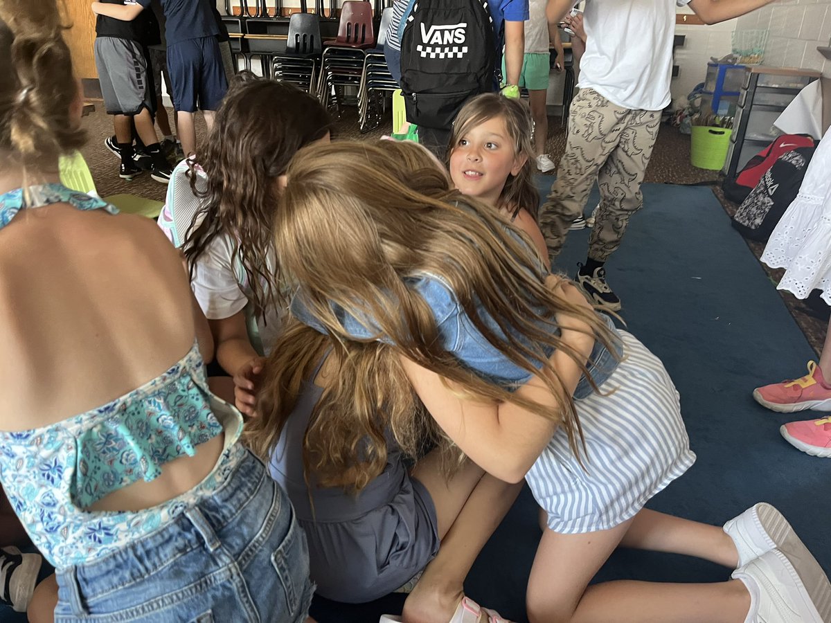 Miss Fiore tweet media