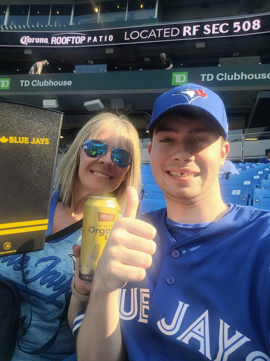 iamsausage's tweet photo. @bluejays #NextLevel Go Jays Go https://t.co/9gQA7CWZ8g