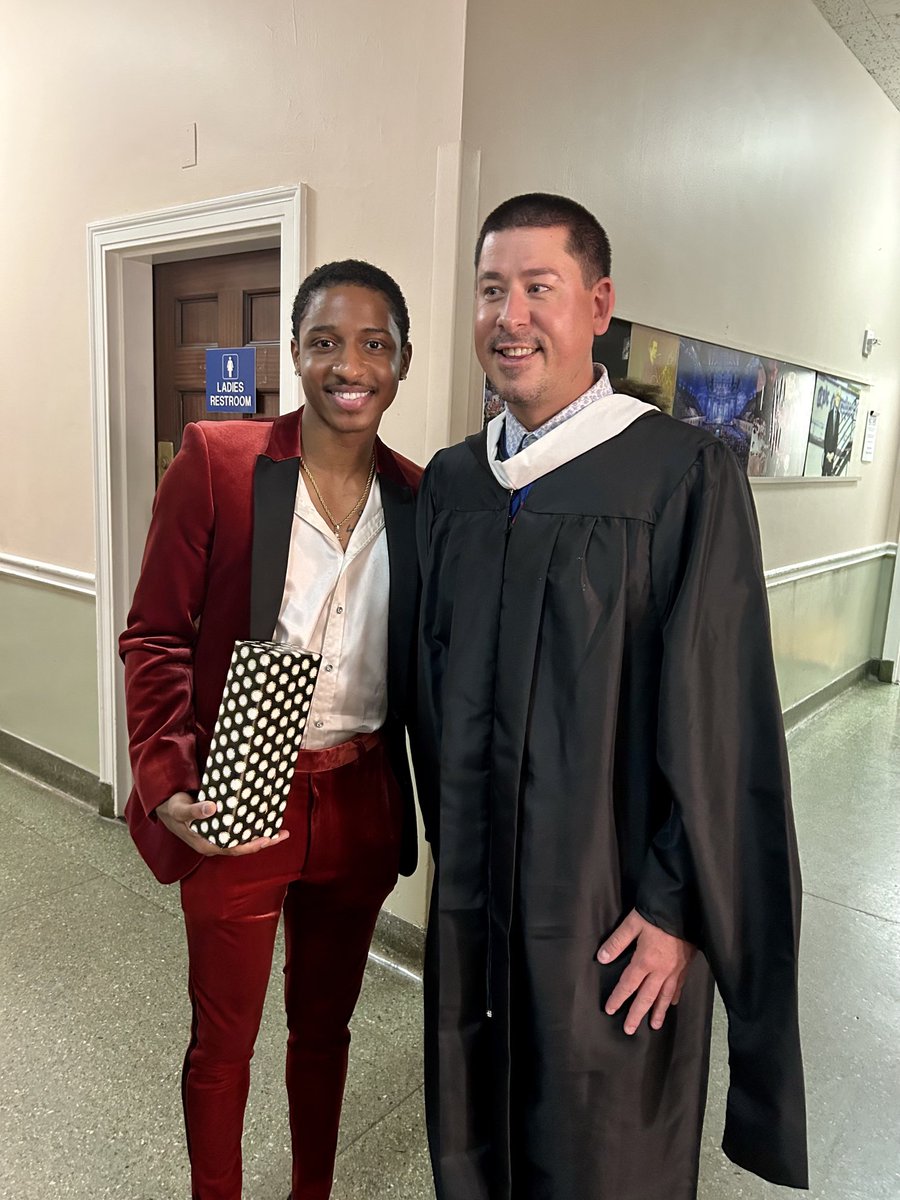 Congratulations,Thomas Wootton HS Class of 2023! A memorable commencement w/Tony Award winner alum ⁦@MylesFrost5⁩ as speaker! ⁦🎓@MCPS⁩ ⁦@DuFiefDragons⁩ ⁦⁦@PrincipalLES5⁩ ⁦@RebeccaOnBoard⁩ ⁦⁩ ⁦@NHambrecht⁩ ⁦@MsLabbeTweets⁩ #mcpsgrad