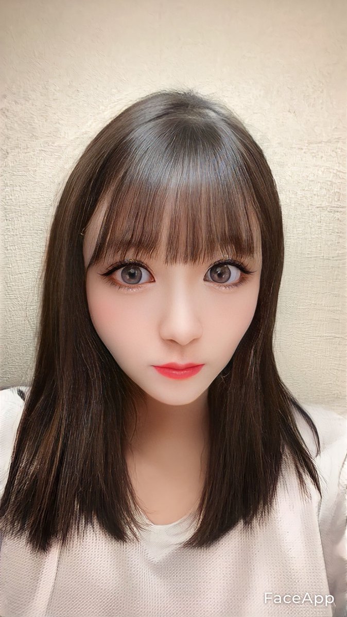 yuna_kakojyo's tweet image. おはよーございます☀️
昨日は17時前の電話で「明日の朝まで」の要求…
結局、遅くまで残業🥲
人として、どーなのかしら⁉️
今日こそは、５時サッサするぞ😤
#カコジョ　#faceapper