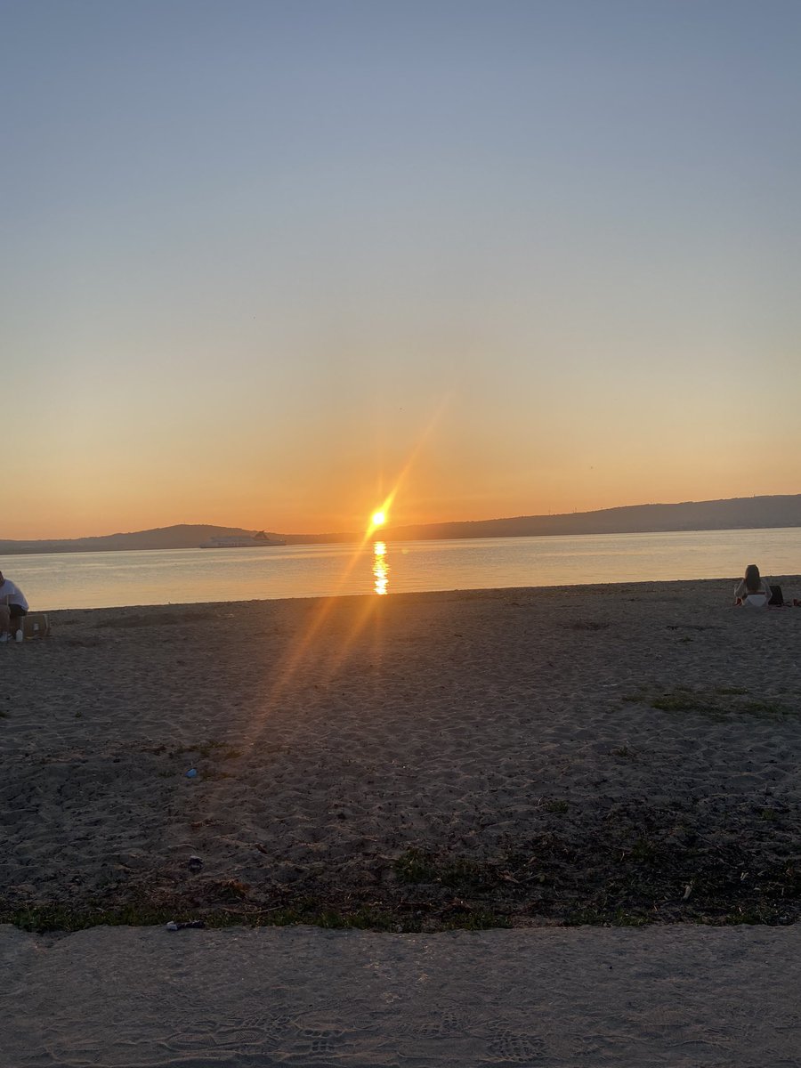 hannahmsb's tweet image. Last walk of our May step challenge done. Many set backs with injuries &amp;amp; illness… otherwise I would of beat @drjulespsych 😉