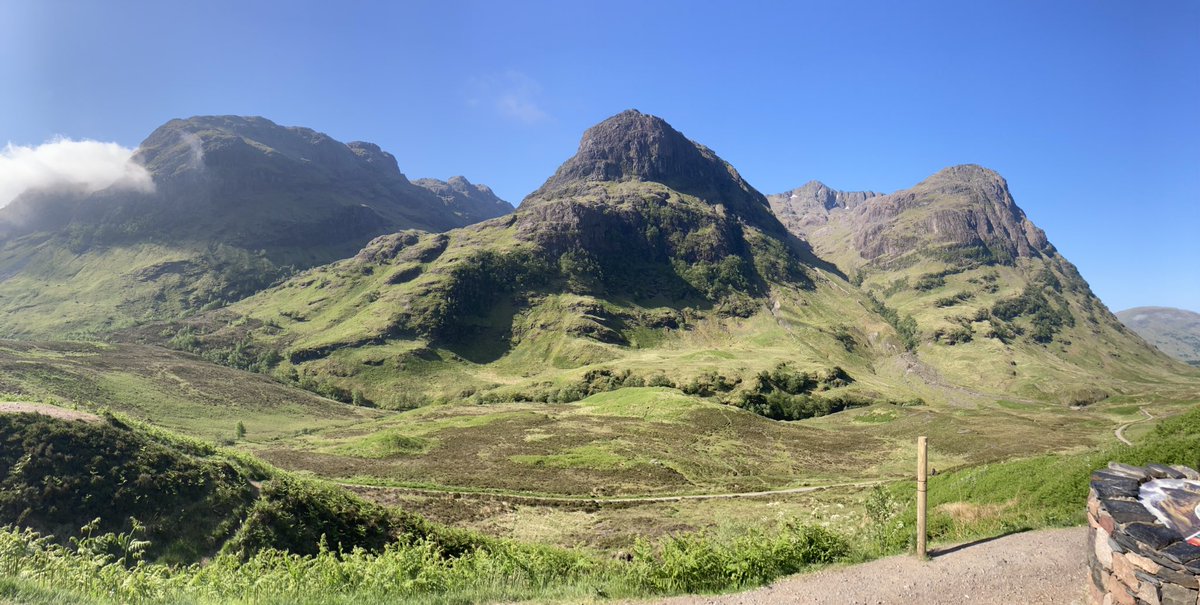 dkydd24's tweet photo. 3 Sisters Mountain this morning just beautiful 😍 #threesisters #Scotland #Highlands 🏴󠁧󠁢󠁳󠁣󠁴󠁿 https://t.co/BMb3hkDNjT
