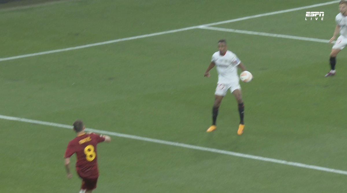 Roma was robbed by white Serlom Yao Bless 

Anthony Taylor is sh!t 😤