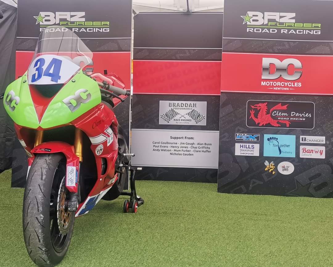 Baz Furber Road racing (@bazroad) on Twitter photo 