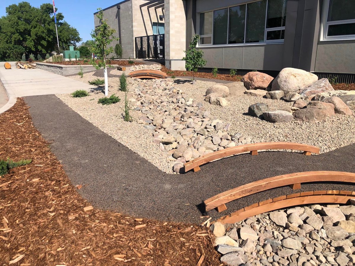 LMT Landscaping LTD. tweet media