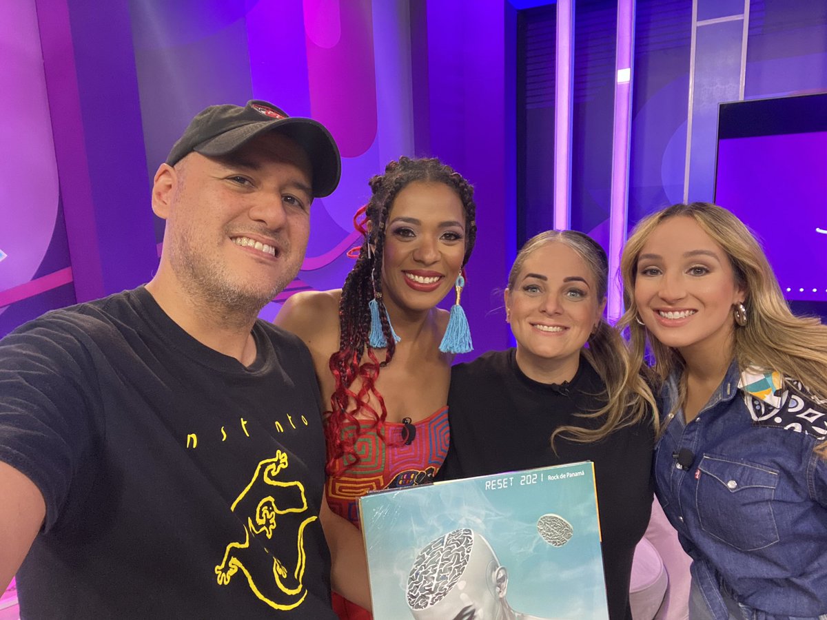 No soy muy fanático de las entrevistas en TV, pero si quien la hace es <a href="/MayraHurleyA/">Mayra Hurley</a> es otra cosa🤘😄

Estuvimos por <a href="/oye_tv/">OyeTV</a> junto a <a href="/anniechajin/">Annie</a> conversando un poco de Boquete Fest realizados en y las producciones discográficas en vinilo que estamos trabajando.