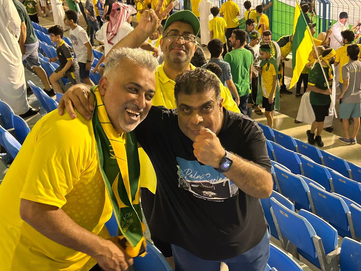 🔰 *«الخليج»* | يتمسك بـ «روشن» بعد فوزه على «أبها» اليوم الاربعاء بملعب الأمير محمد بن فهد بمدينة الدمام بثلاث اهداف مقابل هدف.. مبروكين البقاء.
💛💚💛💚💛💚💛💚💛💚💛💚💛💚💛💚💛💚. 

الف الف مبرووووك ادارة وجهاز فني ولاعبين والجمهور الكبير 💚💛💚💛💚💛💚💛💚💛💚💛💚💛