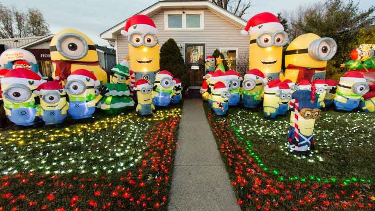 Minions's tweet photo. This is what you get without an HOA. https://t.co/ETtXOI4Co4