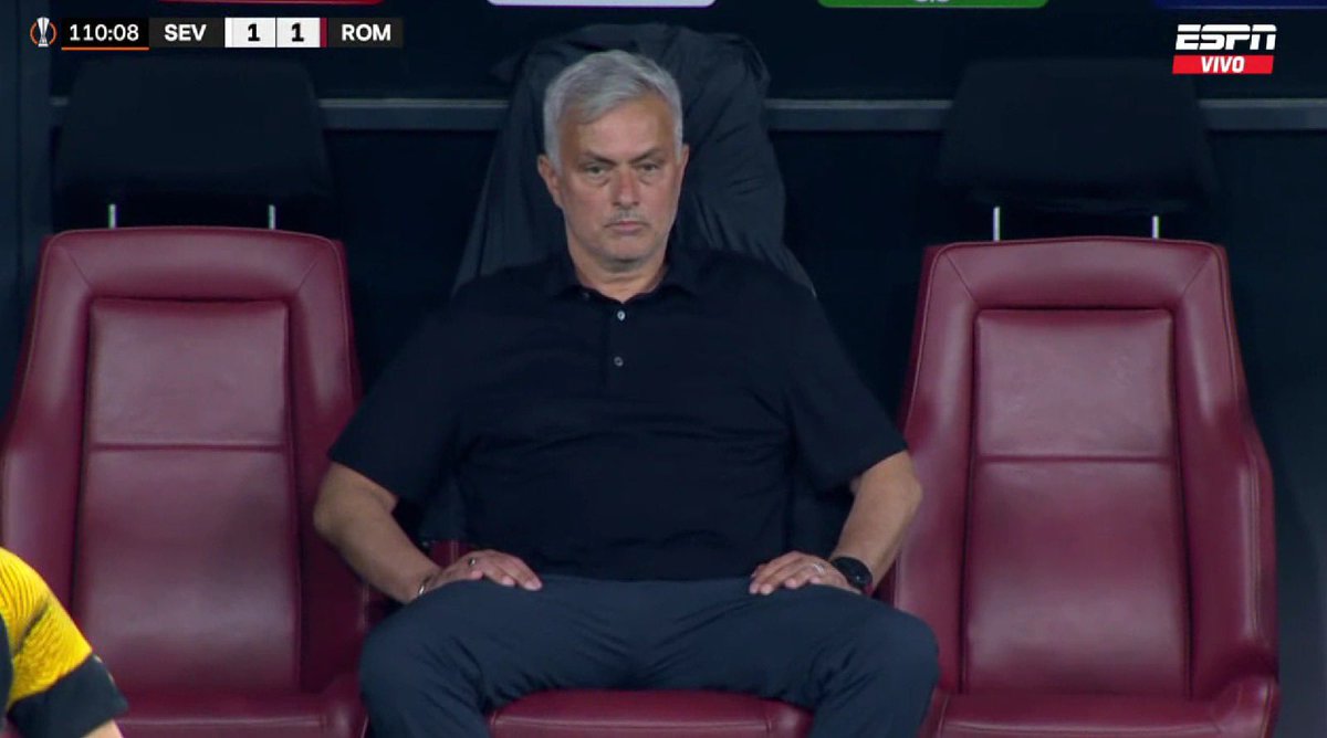 Out Of Context Football tweet media