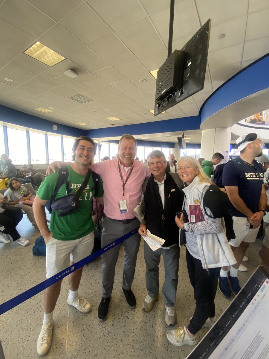 What a great day in EWR! Inaugural to AGP with our crew and honored to take the National Champs from Notre Dame men’s lacrosse team to BER - #UnitedEWR @Tobyatunited @MikeHannaUAL @rodney20148 @Jordan_Bykowsky @reillyrooo ⁦@leroyjabari⁩