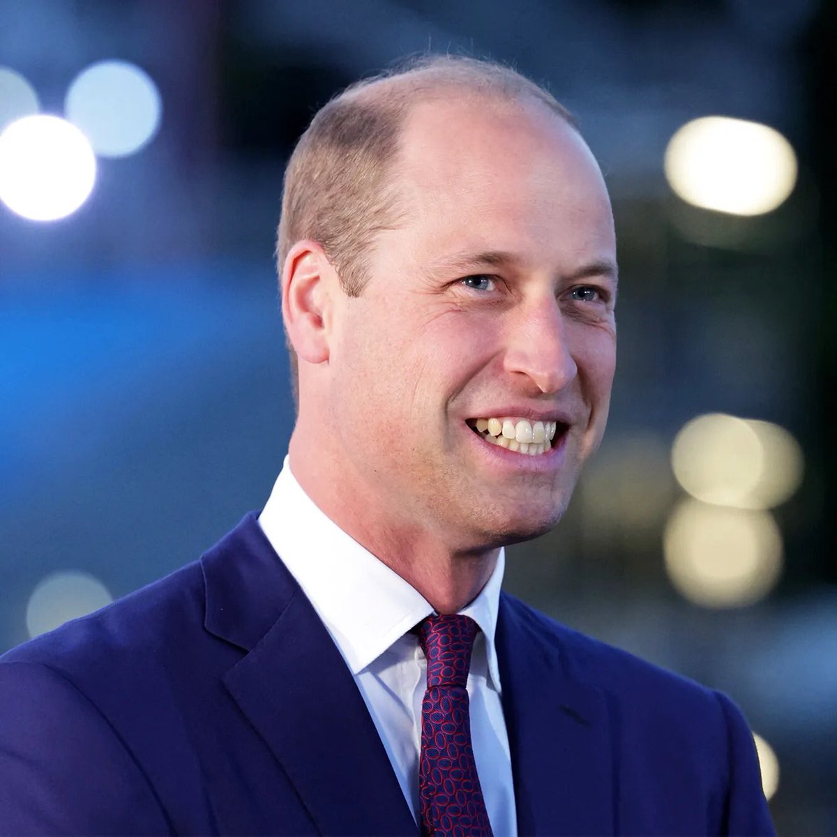 Ladies and Gentlemen Our Future King Prince William The Prince of Wales like and retweet this if you think he is going to be a kind and compassionate King #PrinceWilliam #PrinceofWales #PrinceWilliamisaKing