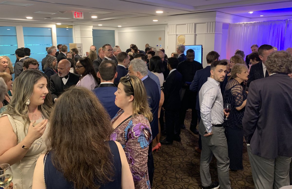 Friends and colleagues gather at the OBA Conference Centre ahead of tonight’s 2023 #OBAawards Gala. It’s going to be a fantastic evening honouring some of the best legal professionals in the province.