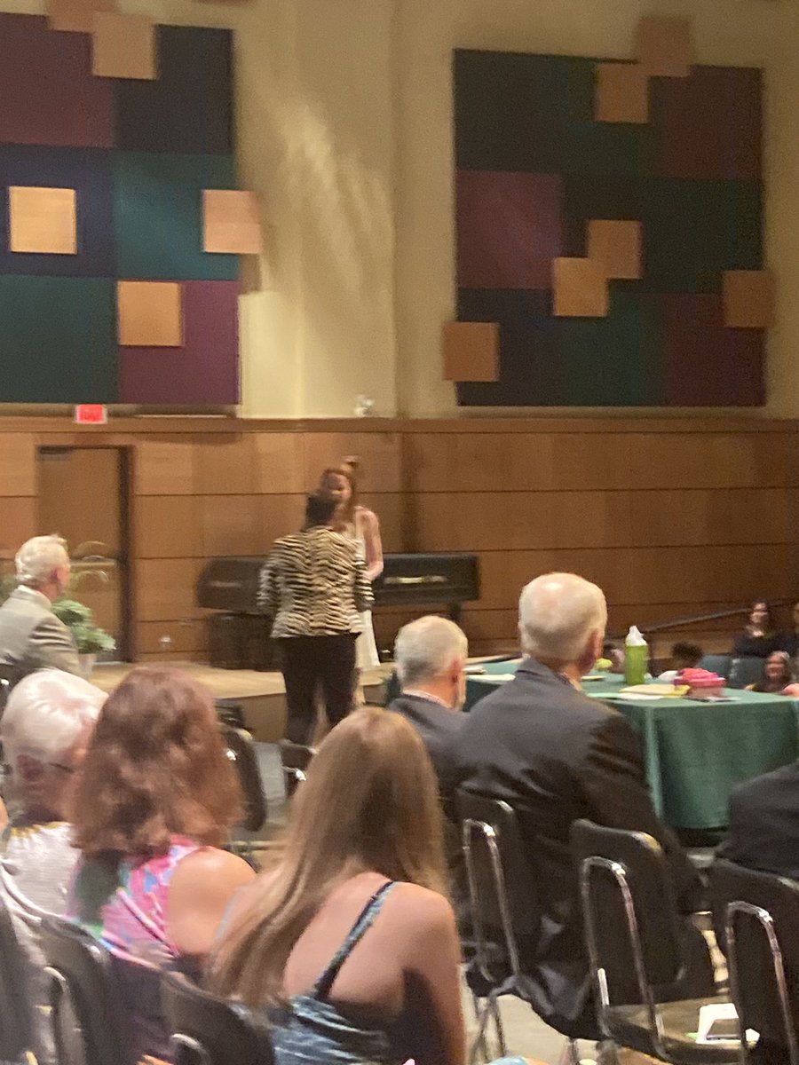 DuxGuidance's tweet photo. Tonight at Senior Awards our generous donors gave away awards and  over $350,000 in scholarships to 146 members of the Class of 2023! https://t.co/d4EGp4zmKk