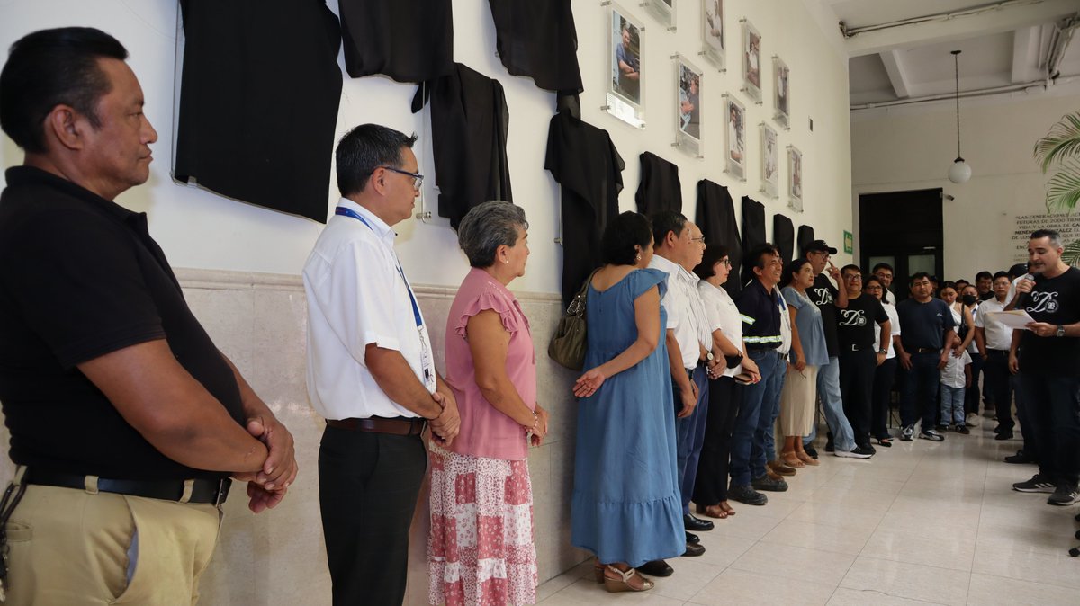 DirMegamedia's tweet image. 98 AÑOS EN FAMILIA | Alegría, entusiasmo, reconocimiento y compañerismo, el común denominador en los festejos por el aniversario de @DiariodeYucatan. Reseñas, vídeos y galerías de fotos, en apartado especial de yucatan.com.mx : bit.ly/3qnYwW2 #DYInforma