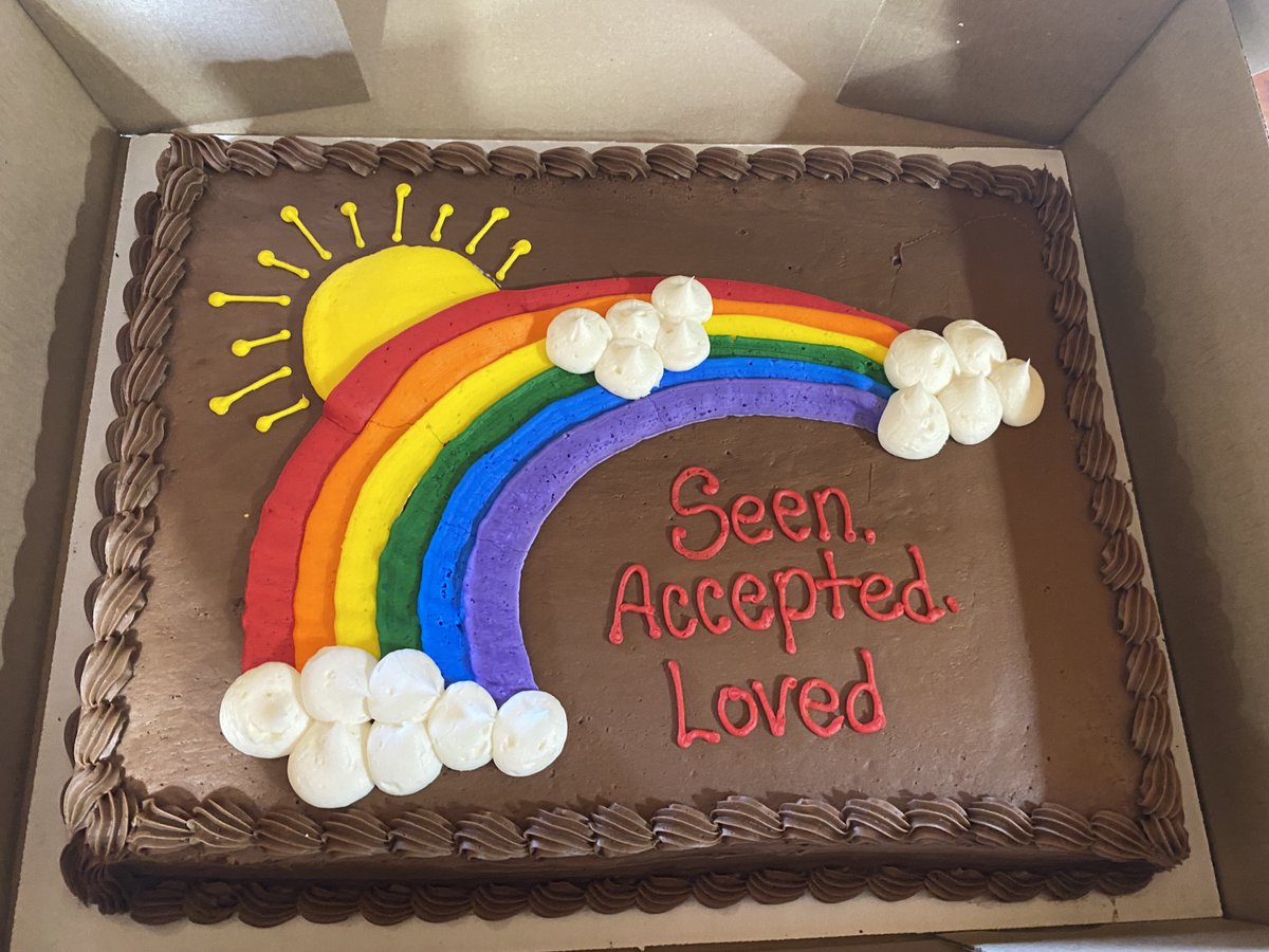 From the chaplain's desk ...
"Seen. Accepted. Loved." The message on this cake sums up HCDSB's first GSA Retreat. Thanks so much for creating a comfortable atmosphere for our 2SLGBTQ+ students. Let's create a society where they can always be at ease!
<a href="/CtKHH/">Christ The King SS</a> <a href="/HCDSB/">Halton Catholic DSB</a> #Pride