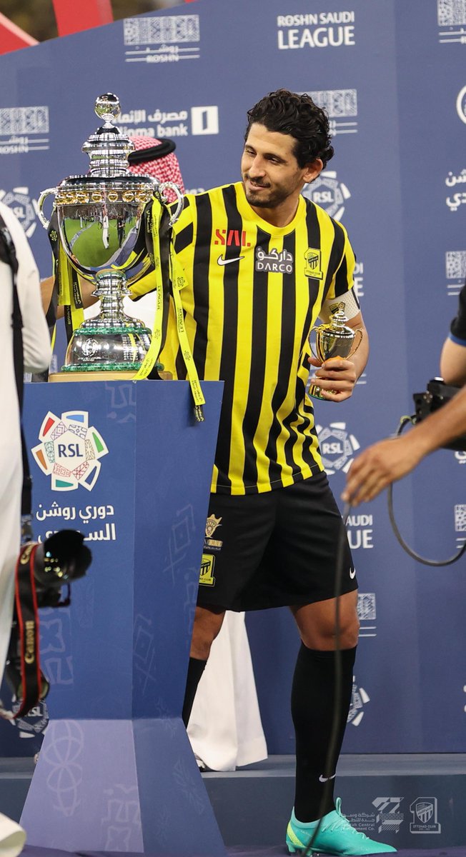 🎼 قُـدامي مــلاك 😍🏆
#الدوري_الاستثنائي_العالمي