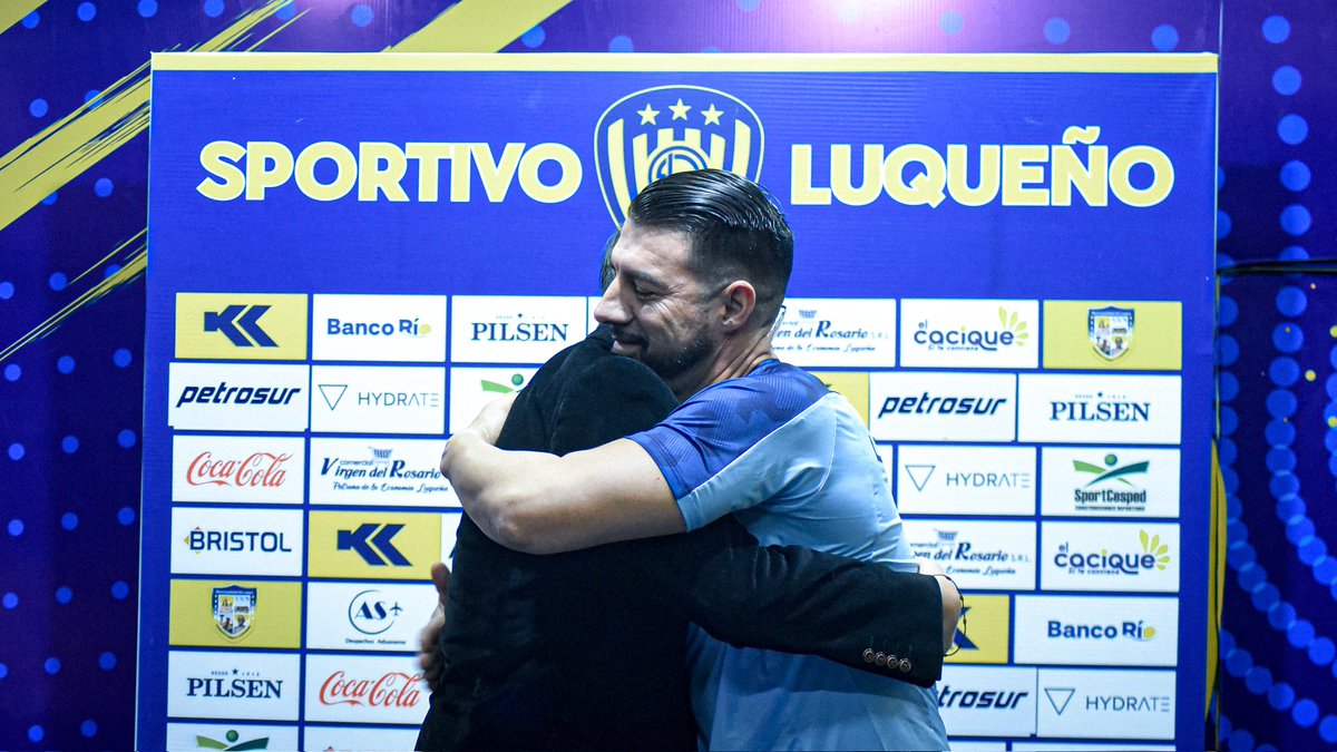 ¡𝗕𝗶𝗲𝗻𝘃𝗲𝗻𝗶𝗱𝗼 𝗮 𝗹𝗮 𝗥𝗲𝗽ú𝗯𝗹𝗶𝗰𝗮 𝗱𝗲 𝗟𝘂𝗾𝘂𝗲, 𝗝𝘂𝗹𝗶𝗼 𝗖é𝘀𝗮𝗿 𝗖á𝗰𝗲𝗿𝗲𝘀! 😃

El Emperador es nuevo director técnico del Sportivo Luqueño. 

¡Éxitos, profesor! 🤝

#VamosLUQUEÑO 🇺🇦