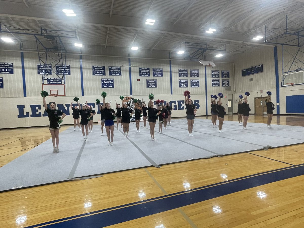 #1LISD MS Cheer officers from all over the district came together at LMS this week to learn and lead! Loved seeing them show off this afternoon! Go Tigers!