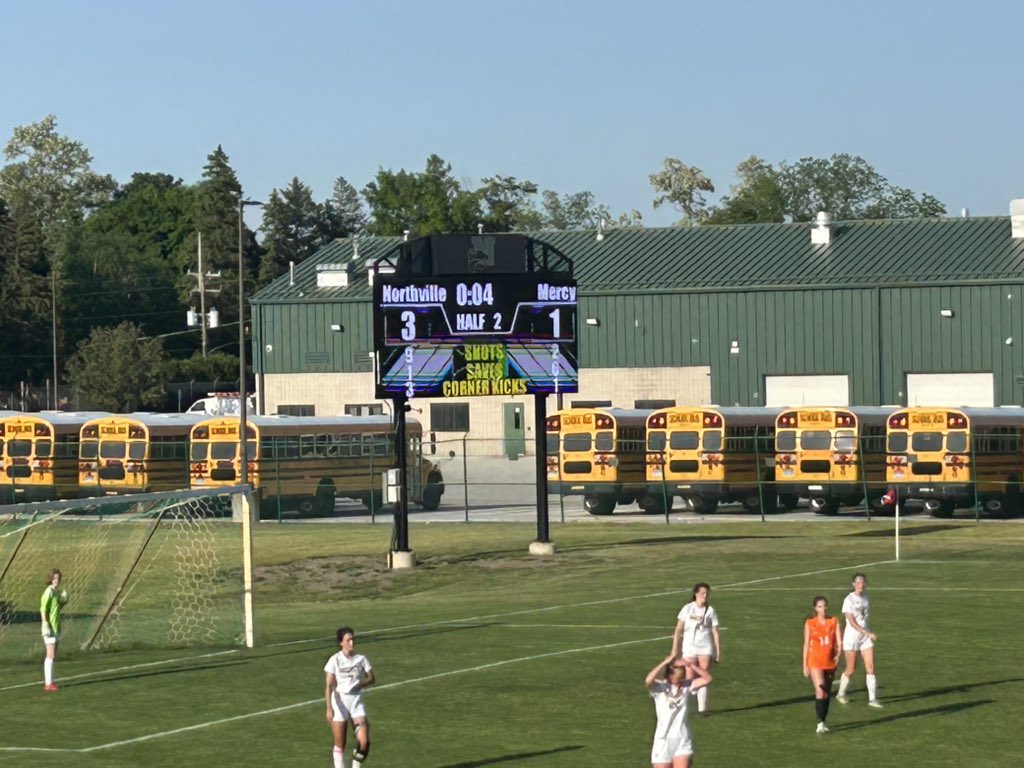 nvilleathletics's tweet image. Mustangs win 3-1