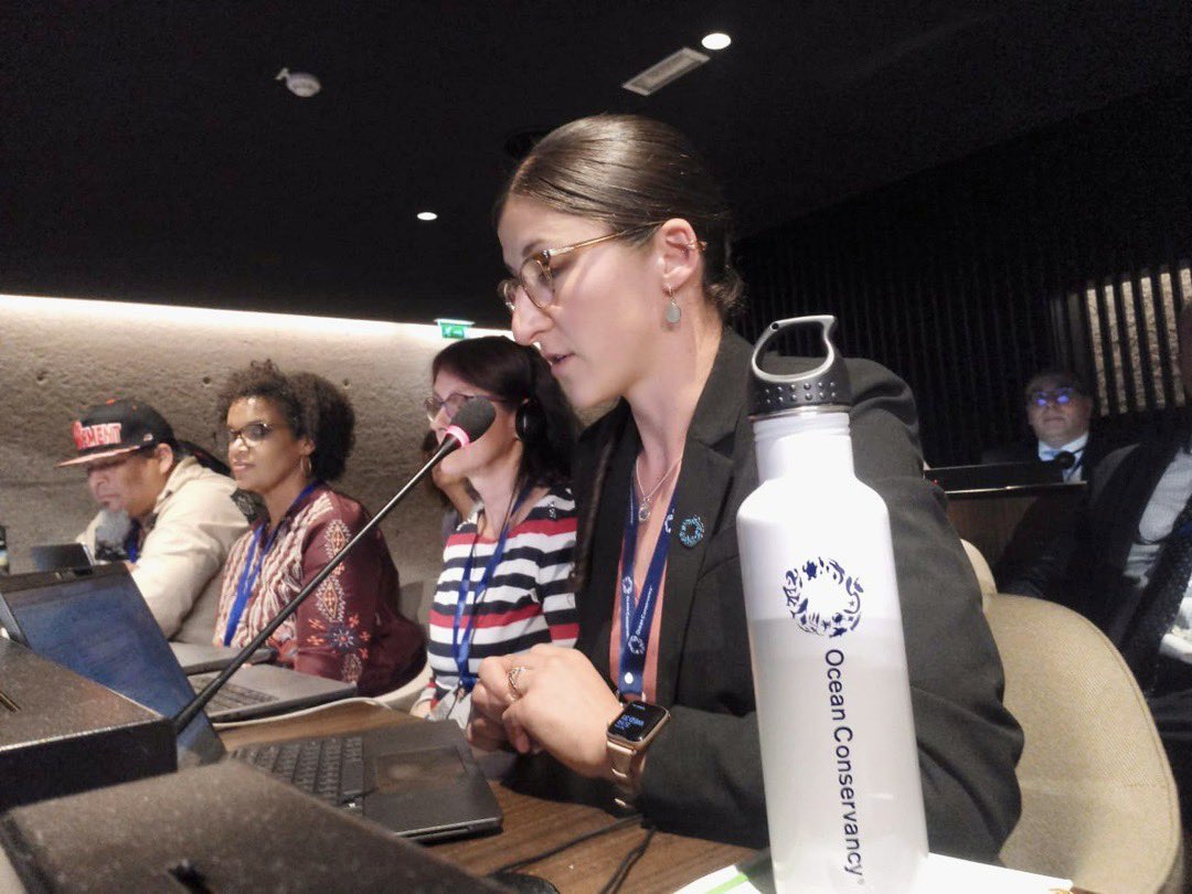 OurOcean's tweet image. We’re calling for a minimum 50% source reduction of single-use plastics by 2050: oceanconservancy.org/news/source-re… 

@AnjaMBrandon spoke from the floor of @UNEP #INC2 to call for a #PlasticsTreaty that will “carry out the needed system change to meet the urgency of this moment.”

THREAD⬇️