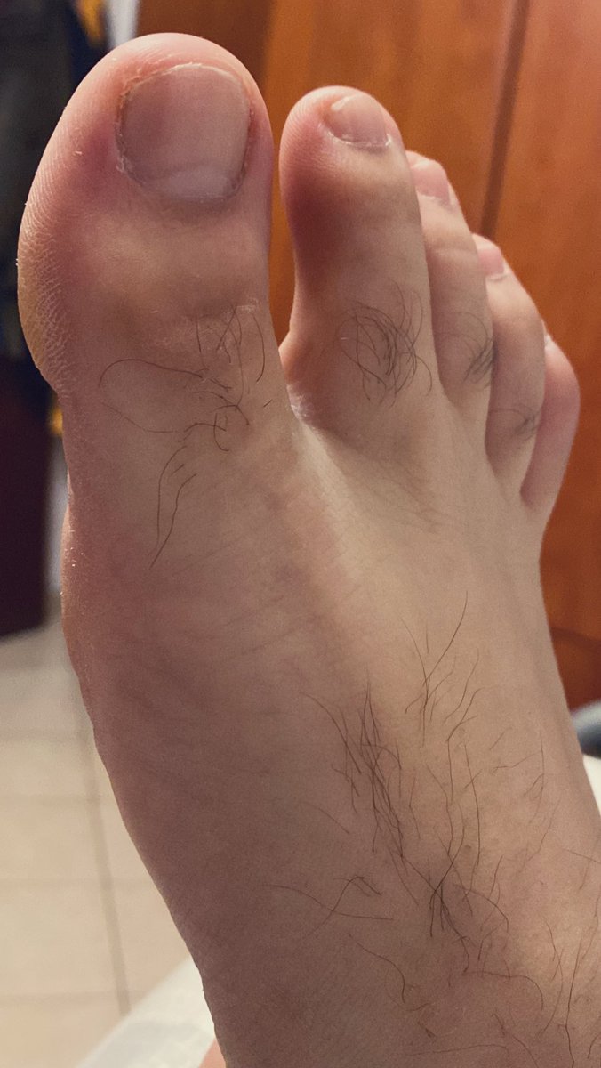 GreekBear6's tweet photo. some of you asked for it .! 
παρτε αντρικές ποδάρες https://t.co/wSJhtF0UrT