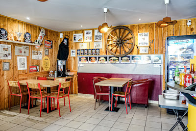 parisladouce's tweet photo. Nos Adresses : Rod's Coffee, le burger esprit français, terroir bressan du chef Jimmy Chevalier à Bourg-en-Bresse
https://t.co/p1oj1pkhQq
@agnesrenoult @otbourgenbresse #nosadressses #rodscoffee #bourgenbresse #jimmychevalier #burger #ain #bresse https://t.co/VAyuKQ10gG
