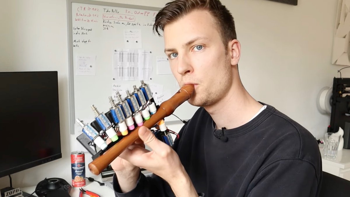 arduino's tweet image. Reliving elementary school with a robotic recorder: blog.arduino.cc/2023/05/31/rel…