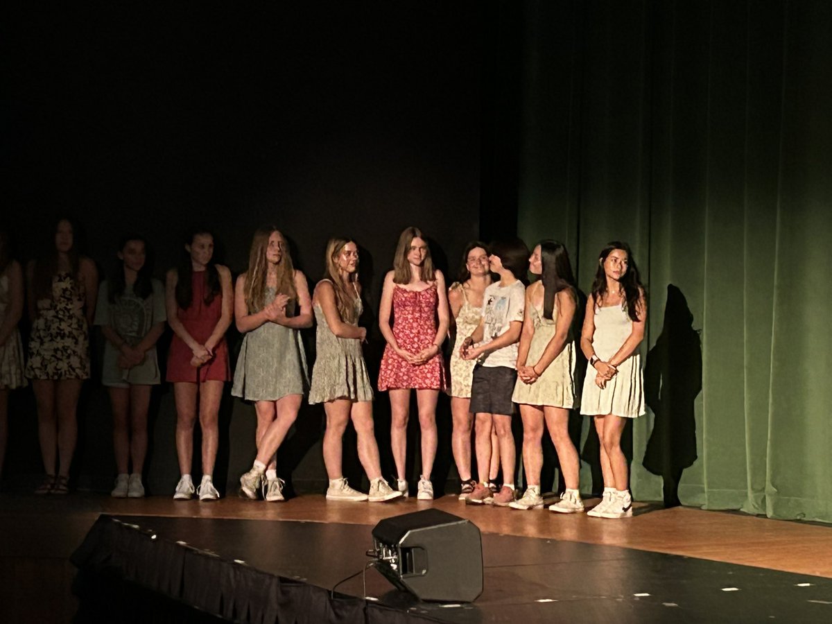 DCHS_TFXC's tweet photo. 1️⃣ 7️⃣ (!) freshmen girls earned letters this year. This freshman class scored the most points ever for a freshman class in meets &amp; invitationals, outpointing the class of 2012 by 2 points. #YoungRocks☘️ https://t.co/Ge0OnvNLMh