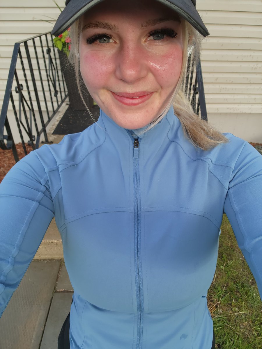 Hannah Delainey tweet media